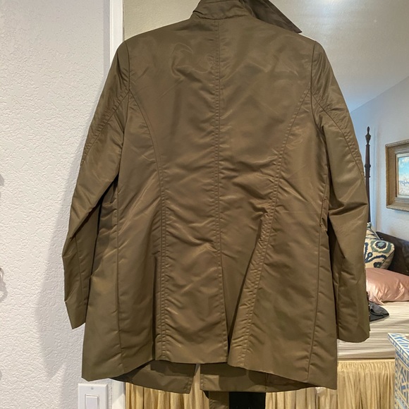 Best Trench ever! - Picture 4 of 4